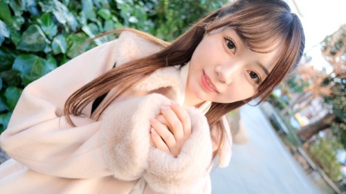 SIRO-5275 19 years old x little sister type beautiful girl x moved to Tokyo A 19 year old who moved to Tokyo from Tochigi A short little sister type beautiful girl who will make anyone fall in love with her takes off her clothes in front of the camera